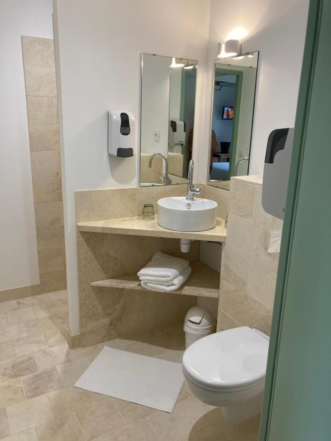 Logis Hotel Les Tilleuls Bruere-Allichamps Zewnętrze zdjęcie