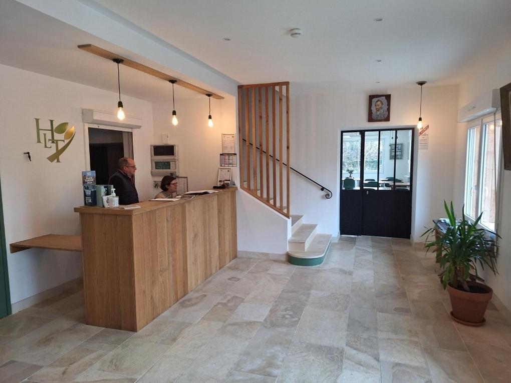 Logis Hotel Les Tilleuls Bruere-Allichamps Zewnętrze zdjęcie